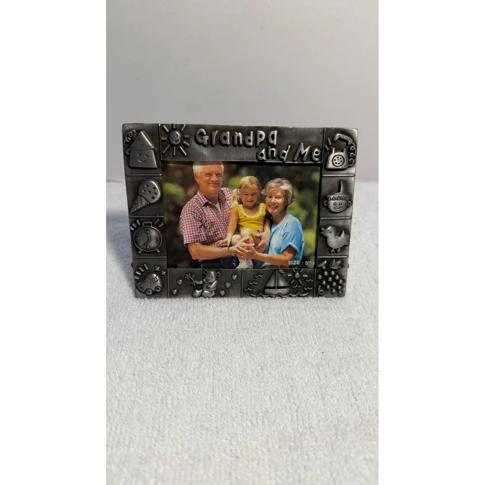 Grandpa and Me Pewter Tone Metal Picture Frame Embossed Icons 5x4 Vintage Style